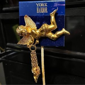York Harbor flying angel brooch